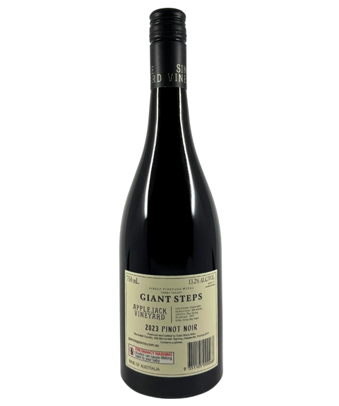 2023 Giant Steps Applejack Vineyard Pinot Noir red wine bottle back label from Yarra Valley showing single vineyard designation and producer information