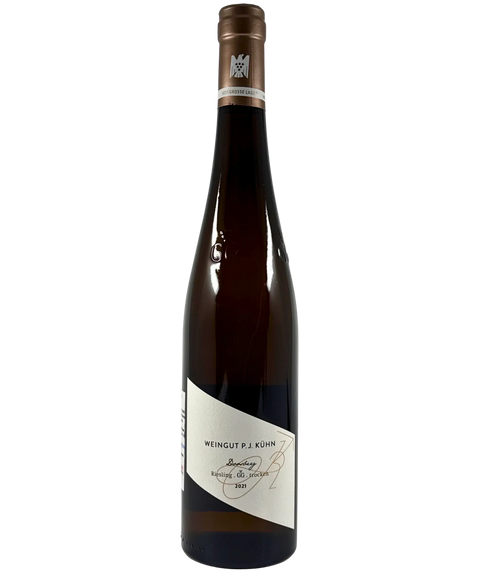 Peter Jakob Kühn Doosberg Riesling GG Trocken 2021 Grosses Gewächs white wine bottle from Rheingau Germany with bronze capsule and diagonal label